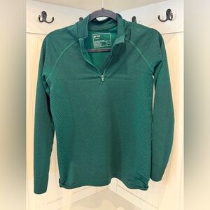 FIGS- Salta Seamless 1/4 zip long sleeve underscrub - Hunter Green - Size M